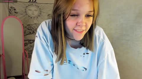 Snapshot of maryshiotta chatting on March 5, 2025, 7:16 am Mary online show from March 5, 2025, 7:16 am