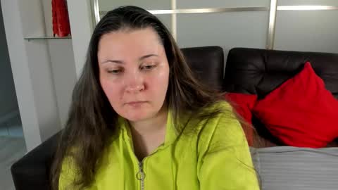 Snapshot of maryswon chatting on September 10, 2025, 10:04 am Mary online show from September 10, 2025, 10:04 am