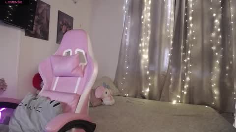 Mary online show from March 20, 2026, 8:35 pm