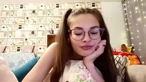 Kelly online show from March 10, 2026, 9:03 am