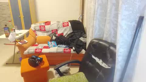 Snapshot of mash_potatoes_are_good chatting on October 18, 2025, 9:15 pm mash_potatoes_are_good online show from October 18, 2025, 9:15 pm