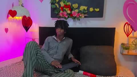 Snapshot of mashall_lee chatting on February 28, 2026, 7:15 pm MARSHALL LEE online show from February 28, 2026, 7:15 pm