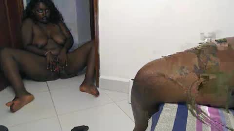 mashmellow_m online show from January 15, 2026, 6:22 pm