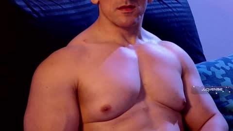 Snapshot of masked_bodybuilder chatting on March 2, 2025, 5:58 pm masked_bodybuilder online show from March 2, 2025, 5:58 pm