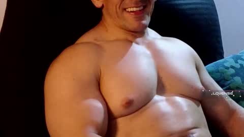 Snapshot of masked_bodybuilder chatting on March 2, 2025, 9:11 pm masked_bodybuilder online show from March 2, 2025, 9:11 pm