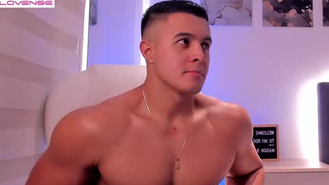 Mason Bennet online show from February 21, 2025, 4:07 am