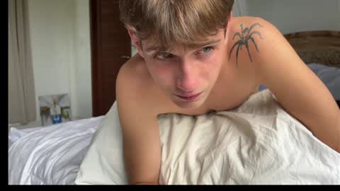 Snapshot of mason_gallagher chatting on February 4, 2025, 4:59 am Mason online show from February 4, 2025, 4:59 am