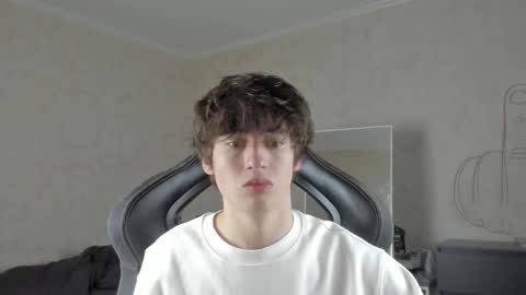 Snapshot of mason_jr chatting on October 5, 2025, 2:59 pm mason_jr online show from October 5, 2025, 2:59 pm