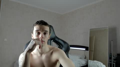 Snapshot of mason_warhol chatting on February 8, 2025, 4:57 pm Mason online show from February 8, 2025, 4:57 pm