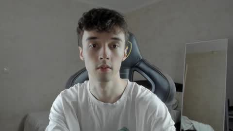 Snapshot of mason_warhol chatting on February 11, 2026, 5:40 pm Mason online show from February 11, 2026, 5:40 pm