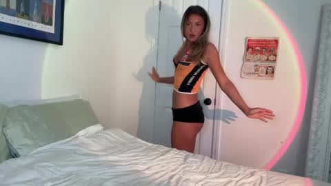 Snapshot of masonbabee chatting on June 1, 2026, 7:26 pm Mason online show from June 1, 2026, 7:26 pm