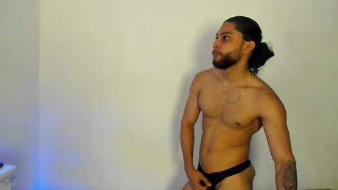 Snapshot of massatgeserotics chatting on January 2, 2025, 10:44 pm I Am Odin online show from January 2, 2025, 10:44 pm