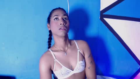 Snapshot of massielhot chatting on October 5, 2025, 9:45 pm massielhot online show from October 5, 2025, 9:45 pm