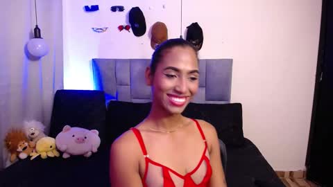 Snapshot of massielhot chatting on November 25, 2025, 10:43 pm massielhot online show from November 25, 2025, 10:43 pm