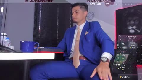 Snapshot of massimo_g chatting on January 12, 2025, 1:16 pm I am Massimo online show from January 12, 2025, 1:16 pm