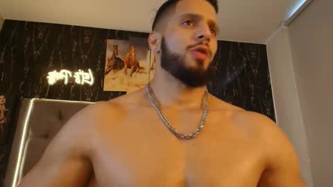 massimo_greco2 online show from September 23, 2025, 9:51 pm