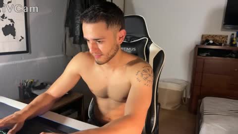 Snapshot of massimo_jiovano chatting on September 28, 2025, 11:21 pm massimo online show from September 28, 2025, 11:21 pm