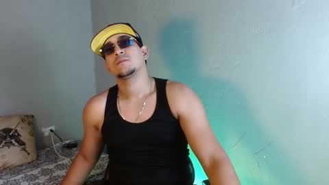 Snapshot of massimo_vidal chatting on November 6, 2025, 2:45 am massimo_vidal online show from November 6, 2025, 2:45 am