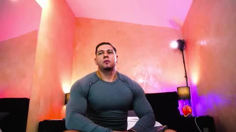 massimowalton2 online show from March 29, 2026, 1:22 pm