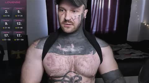 Snapshot of master_oil chatting on September 28, 2025, 7:03 am Huge Alex online show from September 28, 2025, 7:03 am