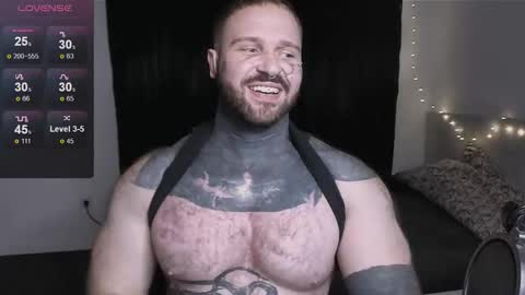 Snapshot of master_oil chatting on October 18, 2025, 8:42 pm Huge Alex online show from October 18, 2025, 8:42 pm