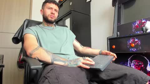 steven  online show from February 28, 2025, 3:26 pm