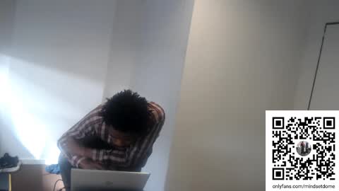 Snapshot of masterdomfuck chatting on October 7, 2025, 6:27 pm Masterdomfuck online show from October 7, 2025, 6:27 pm