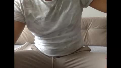 Snapshot of masterizmir chatting on October 27, 2025, 10:52 am izmir online show from October 27, 2025, 10:52 am