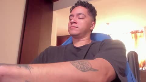 Snapshot of masterjuanc chatting on February 22, 2026, 5:00 pm Juan Independent Model online show from February 22, 2026, 5:00 pm