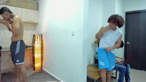 Snapshot of masters_sexx chatting on January 26, 2025, 2:19 pm Team Cris Darwin- Fernando- Stiven- David online show from January 26, 2025, 2:19 pm