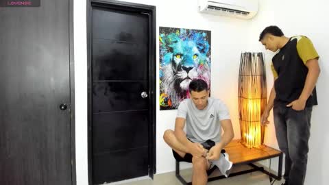 Snapshot of masters_sexx chatting on September 11, 2025, 11:21 am Team Cris Darwin- Fernando- Stiven- David online show from September 11, 2025, 11:21 am