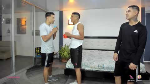 Snapshot of masters_sexx chatting on October 5, 2025, 11:30 am Team Cris Darwin- Fernando- Stiven- David online show from October 5, 2025, 11:30 am