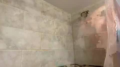 V online show from February 1, 2026, 8:40 pm