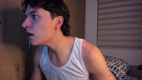 Snapshot of mastrangelo_x chatting on September 16, 2025, 4:35 am mastrangelo_x online show from September 16, 2025, 4:35 am