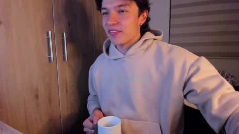 Snapshot of mastrangelo_x chatting on October 29, 2025, 3:20 am mastrangelo_x online show from October 29, 2025, 3:20 am