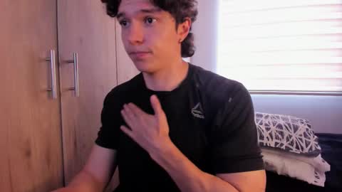 Snapshot of mastrangelo_x chatting on October 30, 2025, 4:30 pm mastrangelo_x online show from October 30, 2025, 4:30 pm