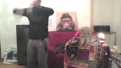 mat11efou online show from March 4, 2025, 7:01 pm