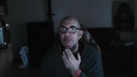 mat11efou online show from March 12, 2025, 8:19 am