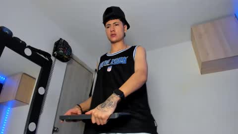 Snapshot of mateo_escobar chatting on September 9, 2025, 4:12 am mateo_escobar online show from September 9, 2025, 4:12 am