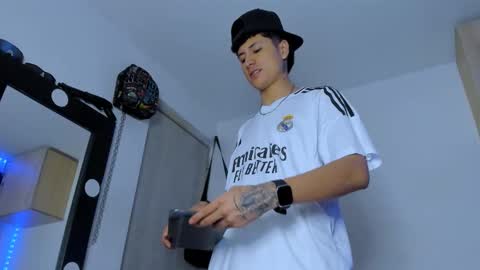 Snapshot of mateo_escobar chatting on September 11, 2025, 5:29 am mateo_escobar online show from September 11, 2025, 5:29 am