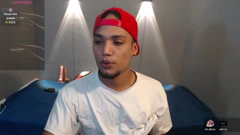 Mateo and Noah online show from July 7, 2026, 8:35 pm