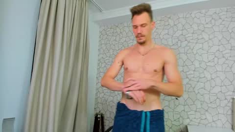 MateoBenjamin online show from January 30, 2025, 5:17 pm