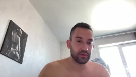 Luna Mateo online show from May 2, 2026, 12:15 am
