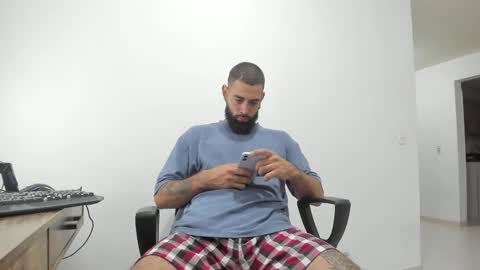 Snapshot of matheusbeard2 chatting on March 11, 2025, 11:26 pm Matheus online show from March 11, 2025, 11:26 pm