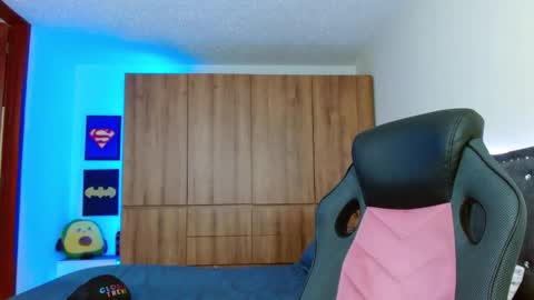 Snapshot of mathewhot3 chatting on November 15, 2025, 4:54 am mathewhot3 online show from November 15, 2025, 4:54 am