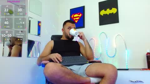 Snapshot of mathewhot3 chatting on December 1, 2025, 3:00 am mathewhot3 online show from December 1, 2025, 3:00 am