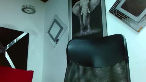 Mathews online show from November 5, 2025, 11:54 am