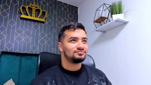 Snapshot of mathews_colton1 chatting on December 17, 2025, 12:33 pm Mathews online show from December 17, 2025, 12:33 pm