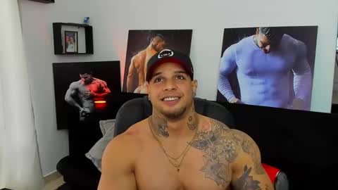 Marck Mathews online show from December 1, 2025, 10:04 pm