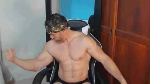 mathews_smith online show from October 21, 2025, 11:33 am